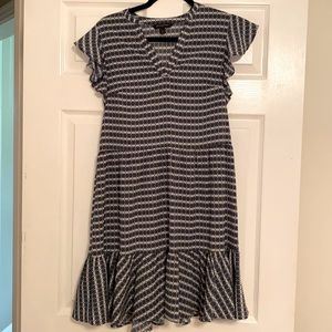 Banana Republic size S. 100% polyester.